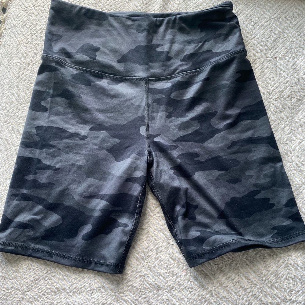 Size: M